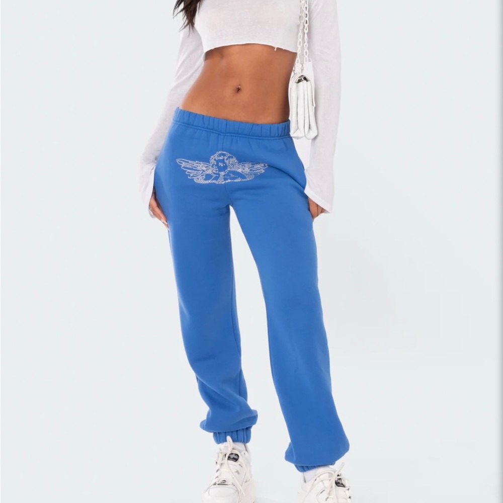 Angie Rhinestone Sweatpants SZ MED ❤️